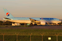 HL7764 @ YSSY - in from ICN - by Bill Mallinson