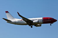 LN-KHC @ EKCH - Copenhagen Kastrup R-04L 27.4.14 - by leo larsen