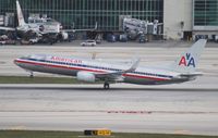 N813NN @ MIA - American 737-800 - by Florida Metal