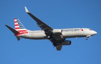 N814NN @ MCO - American 737-800