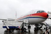 B-5920 @ ZSPD - China Eastern Airlines