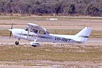 VH-RWT @ YPJT - 1998 Cessna 172R, c/n: 17280374 at Jandakot - by Terry Fletcher