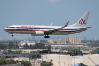 N860NN @ MIA - American 737-800 - by Florida Metal