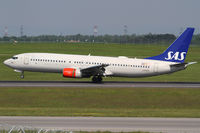 LN-RPO @ LOWW - SAS B737 - by Thomas Ranner