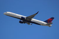 N703TW @ KSEA - Delta Airlines. 757-2Q8. N703TW cn 27620 736. Seattle Tacoma - International (SEA KSEA). Image © Brian McBride. 22 June 2013 - by Brian McBride