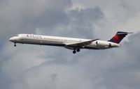 N904DA @ MCO - Delta MD-90