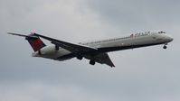 N905DA @ DTW - Delta MD-90