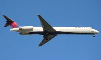 N906DE @ KMCO - Delta MD-88