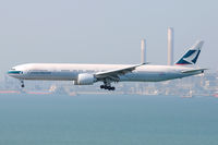 B-KQE @ VHHH - Cathay Pacific