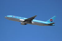 HL7752 @ KSEA - Korean Air. 777-2B5ER. HL7752 cn 34211 682. Seattle Tacoma - International (SEA KSEA). Image © Brian McBride. 22 June 2013 - by Brian McBride
