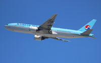 HL7764 @ KSEA - Korean Air. 777-2B5ER. HL7764 cn 34214 684. Seattle Tacoma - International (SEA KSEA). Image © Brian McBride. 31 August 2013 - by Brian McBride