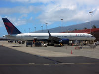 N547US @ PHOG - At Kahului - by Micha Lueck