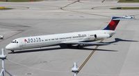 N908DE @ FLL - Delta MD-88