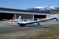 OE-9389 @ LOWZ - Scheibe SF25 Falke