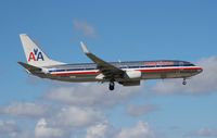 N914AN @ MIA - American 737-800 - by Florida Metal