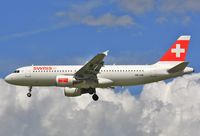 HB-IJW @ EGLL - Finals 27R - by John Coates