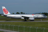 OE-LEF @ VIE - NIKI - by Chris Jilli