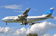 9K-ADE @ EGLL - Arriving 27L - by John Coates