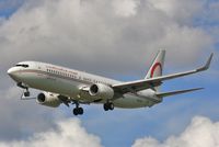 CN-RGI @ EGLL - Approach 27L - by John Coates