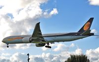 VT-JEM @ EGLL - Finals 27L - by John Coates