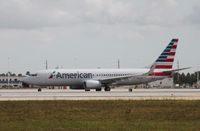 N817NN @ KMIA - Boeing 737-800 - by Mark Pasqualino