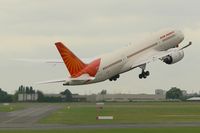 N1008S @ LFPB - Boeing 787-8 Dreamliner Take off rwy 03, Paris-Le Bourget Air Show 2013 - by Yves-Q