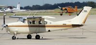 N6609W @ KHYI - 1982 CESSNA P210N