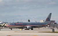 N922AN @ KMIA - Boeing 737-800 - by Mark Pasqualino