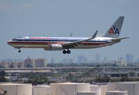 N920NN @ MIA - American 737-800 - by Florida Metal