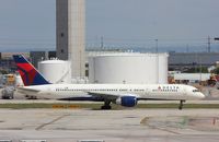 N757AT @ KSLC - Boeing 757-200 - by Mark Pasqualino