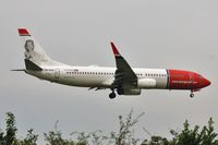 LN-NOD @ EGKK - Arriving 08 - by John Coates