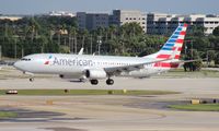 N938NN @ TPA - American 737-800
