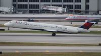 N939DL @ MIA - Delta MD-88