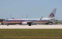N959AN @ MIA - American 737-800 - by Florida Metal