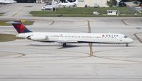 N959DL @ FLL - Delta MD-88