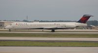 N962DL @ ATL - Delta MD-88