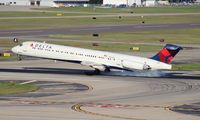 N969DL @ TPA - Delta MD-88