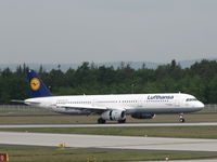 D-AIRE @ EDDF - Landing on Northern Runway