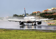 N716UW @ TNCM - N716UW