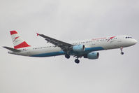 OE-LBD @ LEBL - Landing - by micka2b