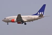 LN-RRZ @ EGLL - Arriving 27L - by John Coates