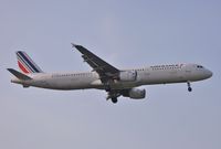 F-GTAY @ EGLL - Finals 27L - by John Coates