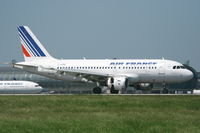 F-GPME @ LFPG - Airbus A319-113, Landing Rwy 08R, Roissy Charles De Gaulle Airport (LFPG-CDG) - by Yves-Q