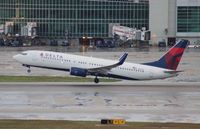 N3752 @ MIA - Delta 737-800 - by Florida Metal