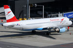 OE-LBL @ VIE - Austrian Airlines - by Chris Jilli