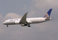 N26906 @ EGLL - Arriving 27L - by John Coates