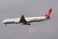 VT-JEN @ EGLL - Arriving 27L - by John Coates