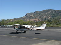 N24987 @ SZP - 1977 Cessna 152, Lycoming O-235 108 hp for 100LL fuel, taxi back - by Doug Robertson