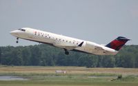 N8541D @ DTW - Delta Connection CRJ-200