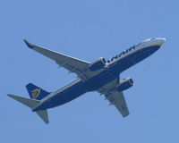 EI-DCF - on eastern approach to London Gatwick - over Newchapel, Surrey - by Neil Henry